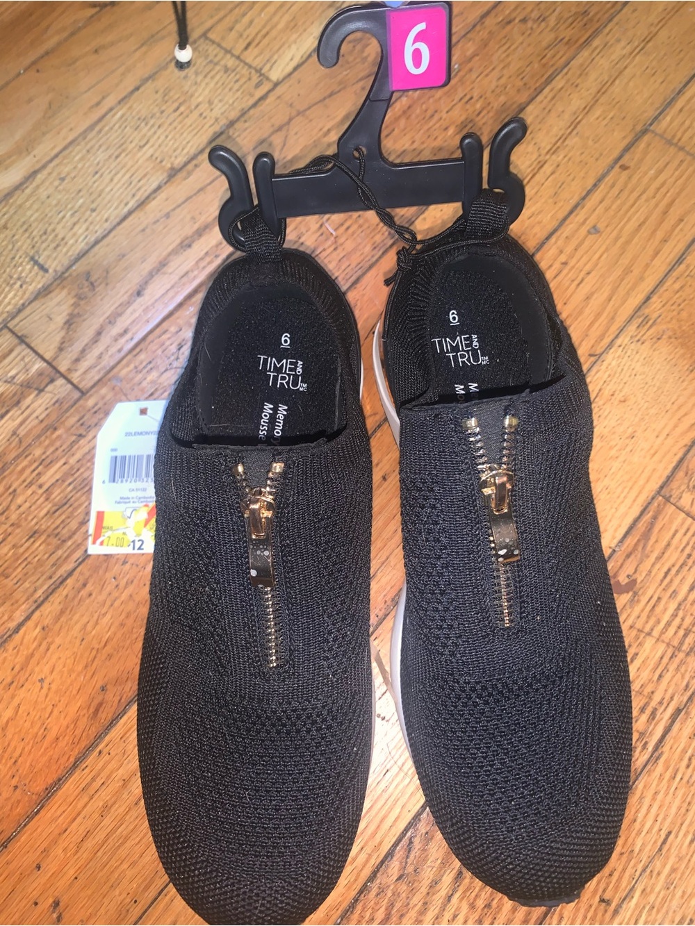 Time and tru shoes NWT